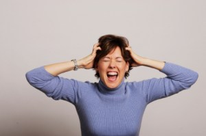 Mother-pulling-her-hair